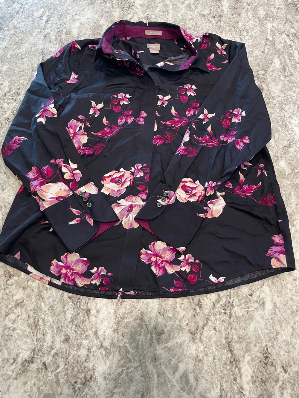 Chico’s Floral NO IRON Top NWOT Size 2 Black & Pink